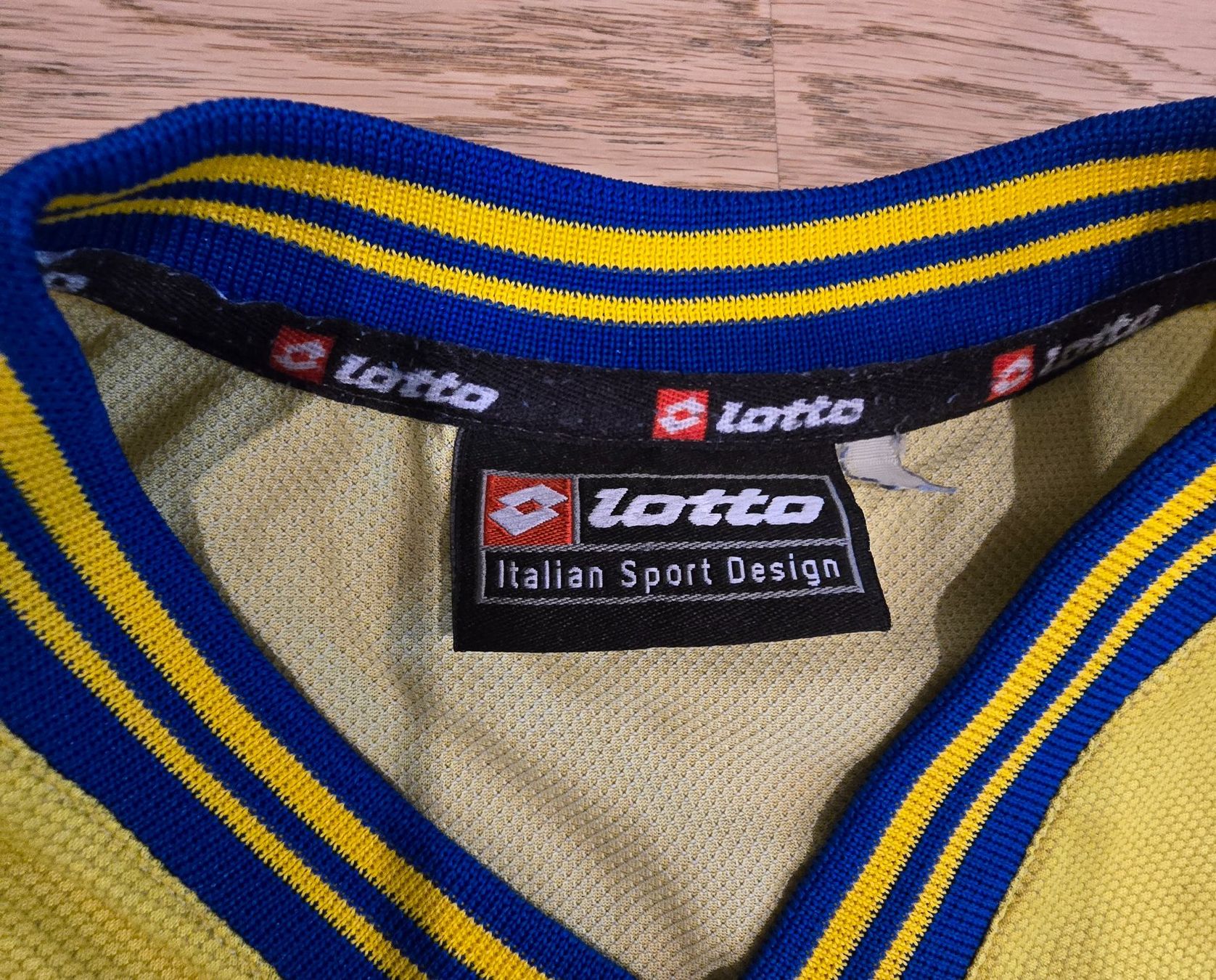 Leibchen & Hosen: Chievo Verona | 2004/05 – Gebraucht aus Zollbrück von MiKron 4