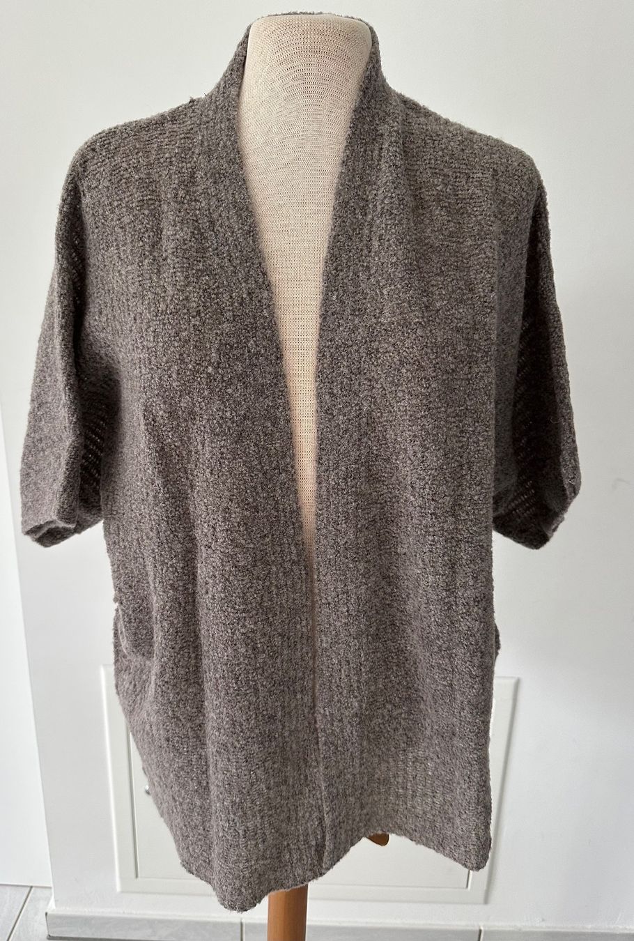 Nile Maglioni & Felpe: Strickjacke von Nile – Usato da Embrach venduto da aha55