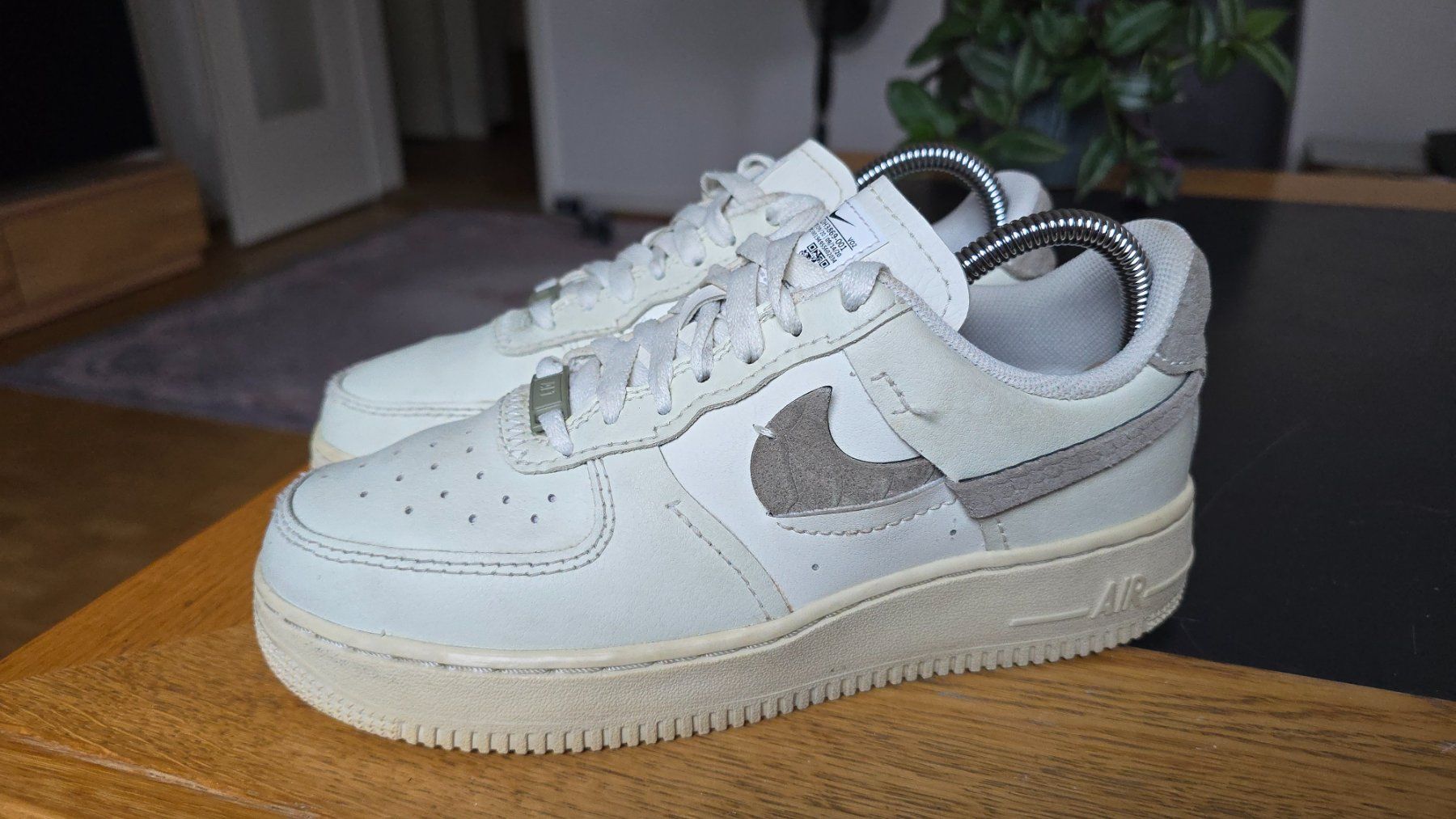 Nike Scarpe da uomo: Nike Air Force 1 schuhe gr 38.5 – Usato da Wallisellen venduto da theblacksheep 1