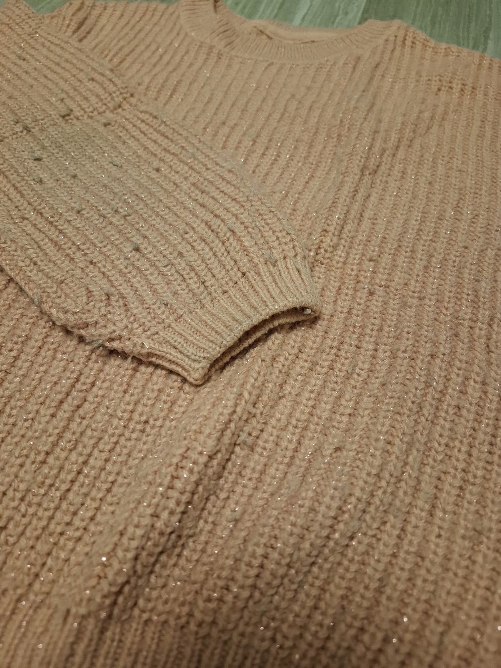 Maglioni & Felpe: pull rose pailleté en taille 146 – Usato da Ecublens FR venduto da ame_y8tq 1