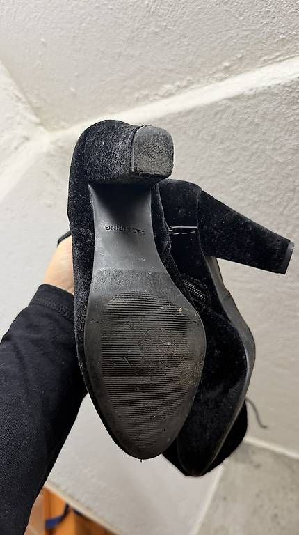 Scarpe da donna: Overknee Heels Schwarz Gr. 39 – Usato da Bern venduto da sshueli 2