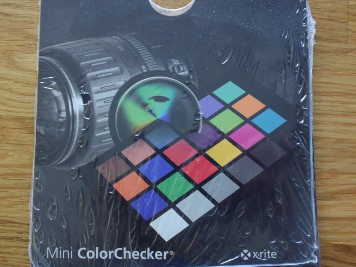 Labor & Dunkelkammer: X-Rite Mini ColorChecker chart (24 Felder) – Neu (gemäss Beschreibung) aus Densbüren von