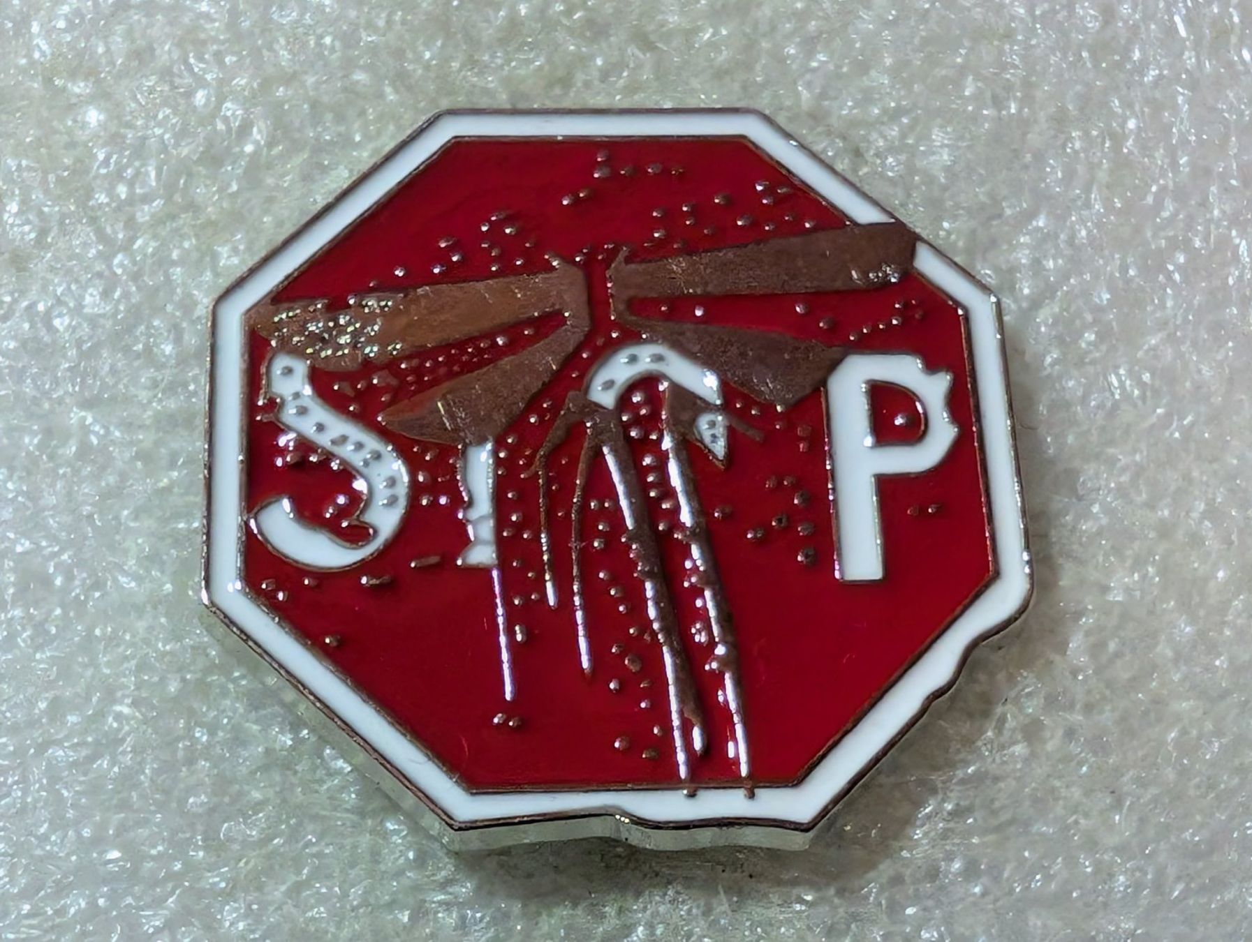 Placchette & Badge: Ansteckpin 171: Stop – Usato da Oppligen venduto da Pin-Fall-Shop