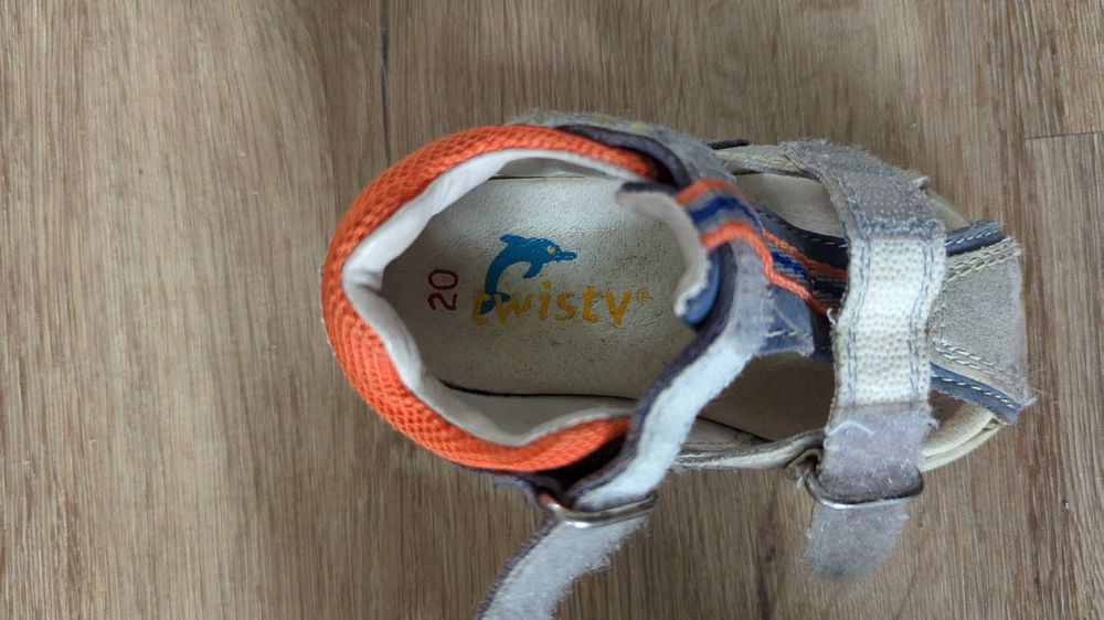 Scarpe da uomo: twisty Leder Sandale Gr. 20 – Difettoso da Mägenwil venduto da Peter_Frei 8