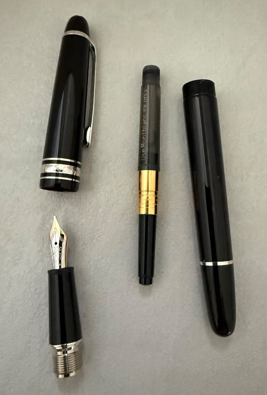 Montblanc Altro in Scrittura & Disegno: Füllfederhalter Mont Blanc Meisterstück – Nuovo (secondo la descrizione) da Triesen venduto da cla_q2js