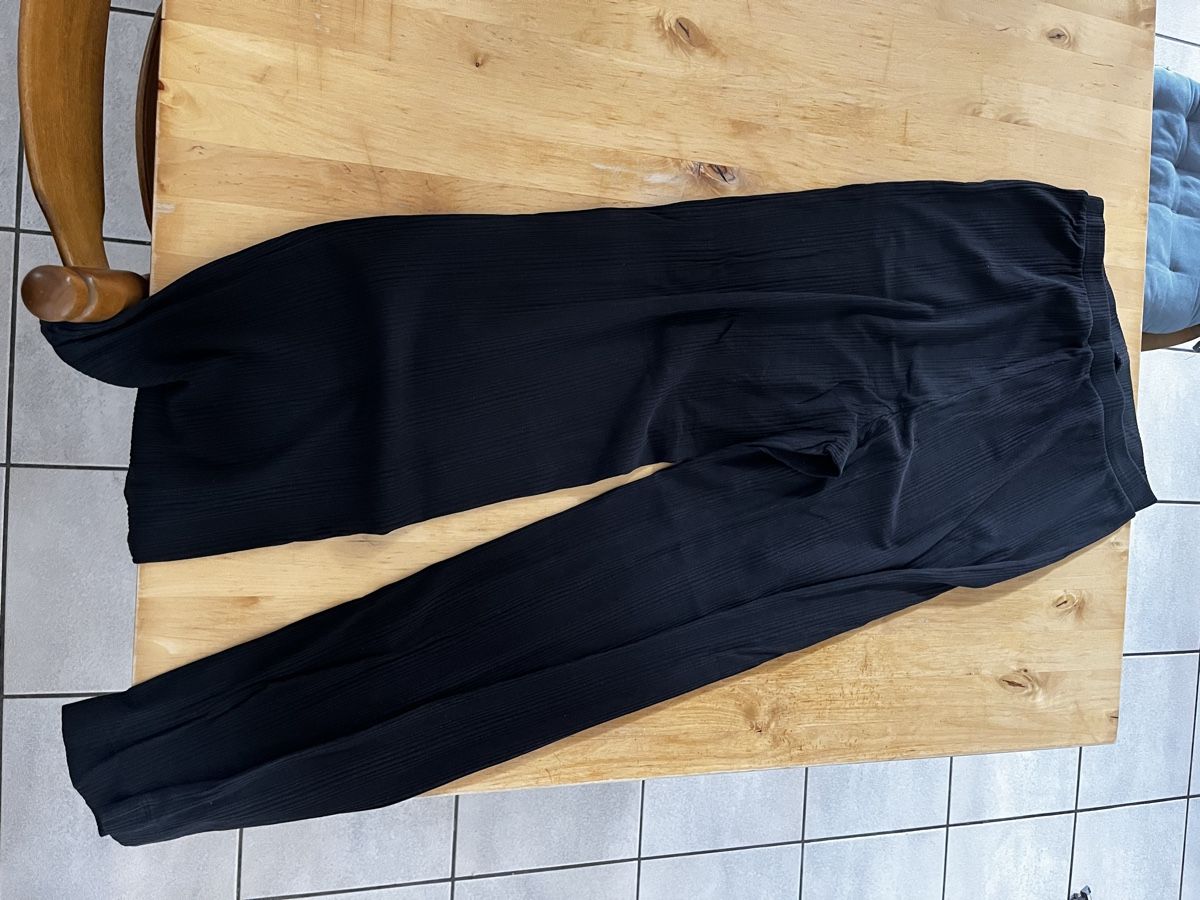 Pantaloni: Umstands-Stoffhosen M – Usato da Dietwil venduto da gislerrahel