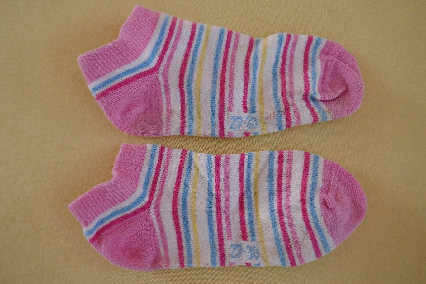 Calze per bambini: Lustige Socken, Gr. 27-30 – Usato da Horgen venduto da Feli39
