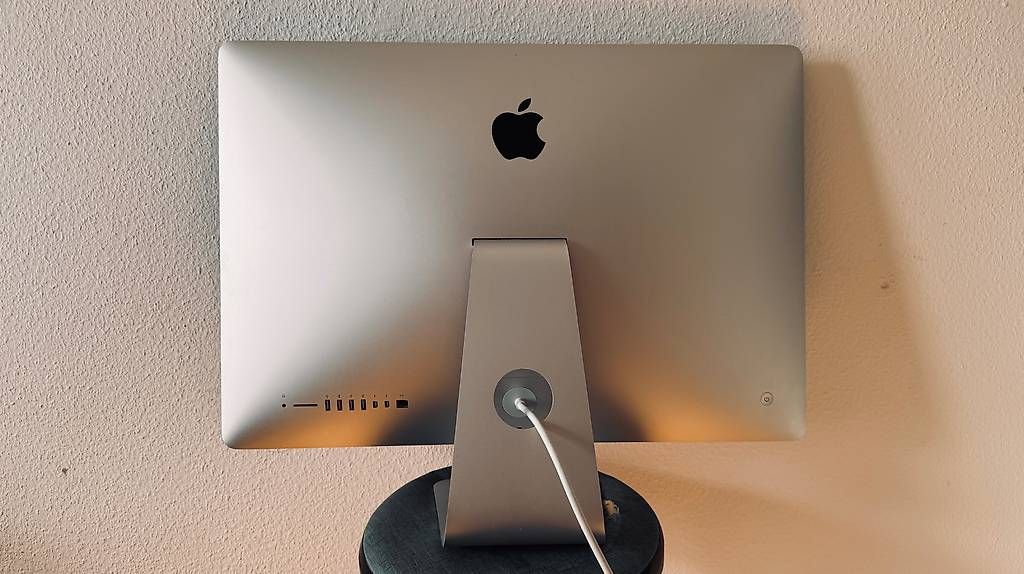 Apple PC: Apple iMac 27" Late 2013 inkl. Apple Keyboard & Magic Mouse – Usato da St. Gallen venduto da Jvor 1