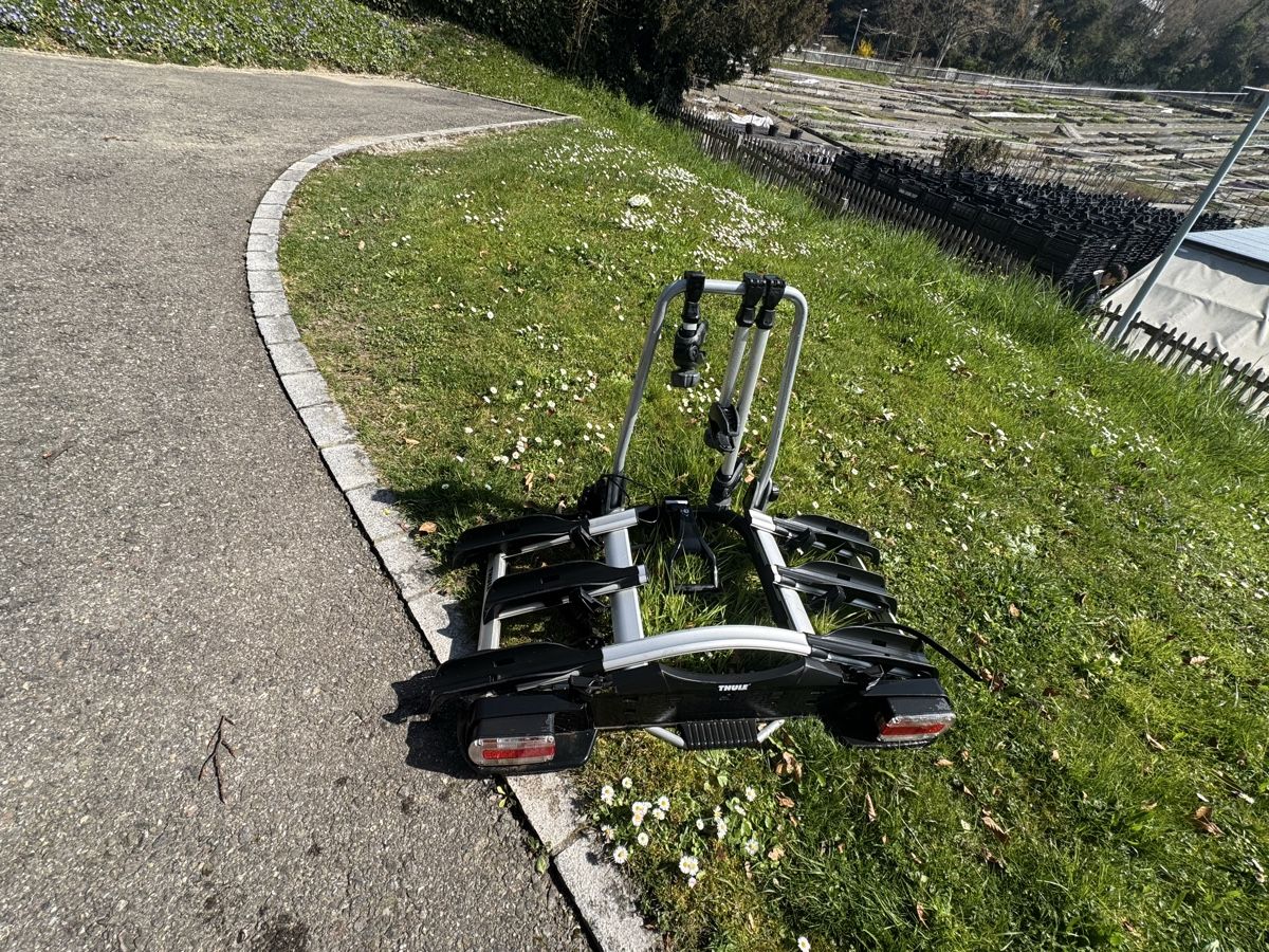 Thule Rimorchi: Fahrradanhänger – Usato da Erlenbach ZH venduto da Ssilvie