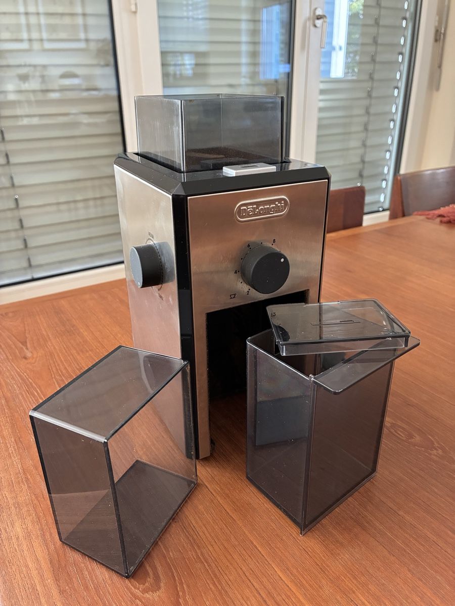 De'Longhi Elettrodomestici da cucina: De'Longhi kg 89 grinder - used condition – Usato da Zürich venduto da praiser1 1