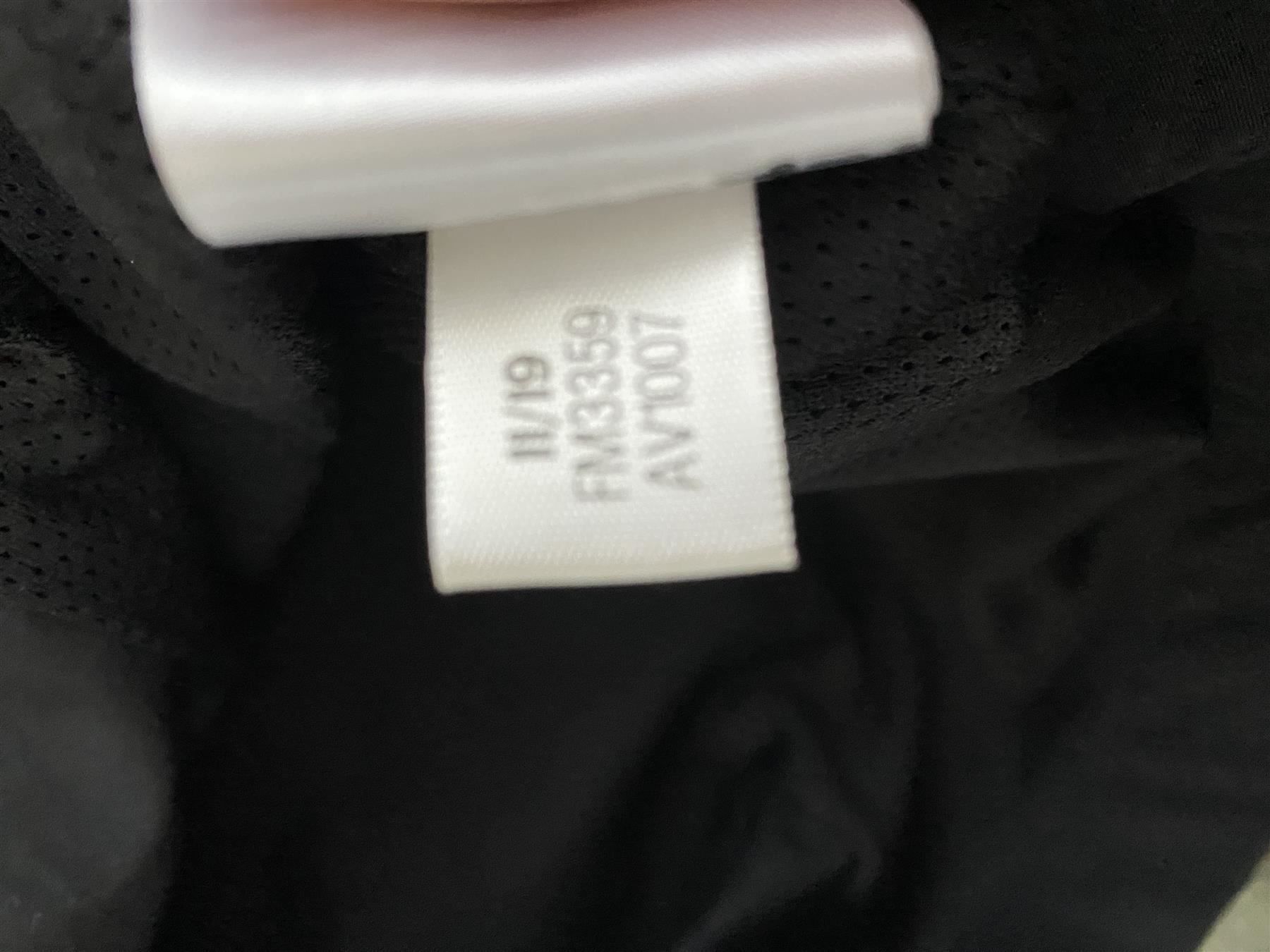 Adidas Jacken: Adidas Camo Windbreaker Jacke - XS – Gebraucht aus Reinach BL von Tscherrer 6