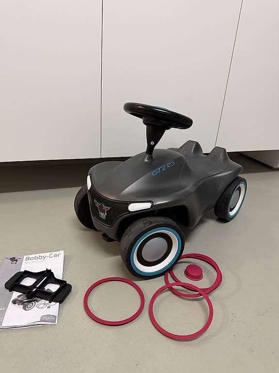 Veicoli per bambini: BIG Rutscherauto »Bobby-Car-Neo Anthrazit« – Usato da Frümsen venduto da Schmitz 1