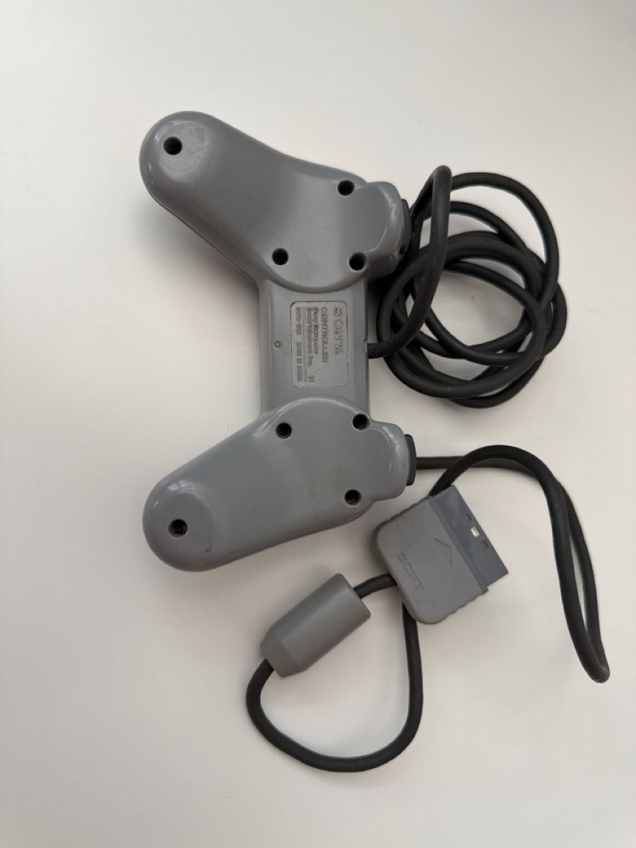 Sony Spiele: Manette ps1 – Gebraucht aus Plasselb von val_6dkn 1