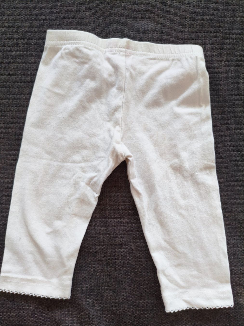 Pantaloni: Leggings weiss gr. 86-92 – Usato da Sursee venduto da lou19 2