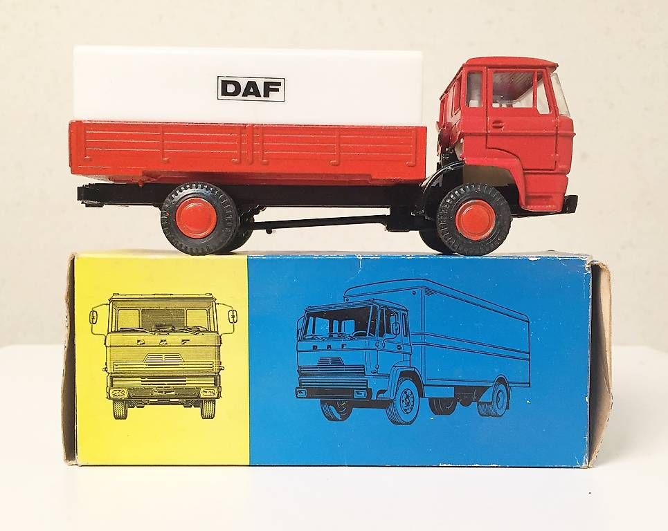 Daf Modellini d'auto: Lion Car DAF LKW – Usato da Ballwil venduto da ClassicGallery 1