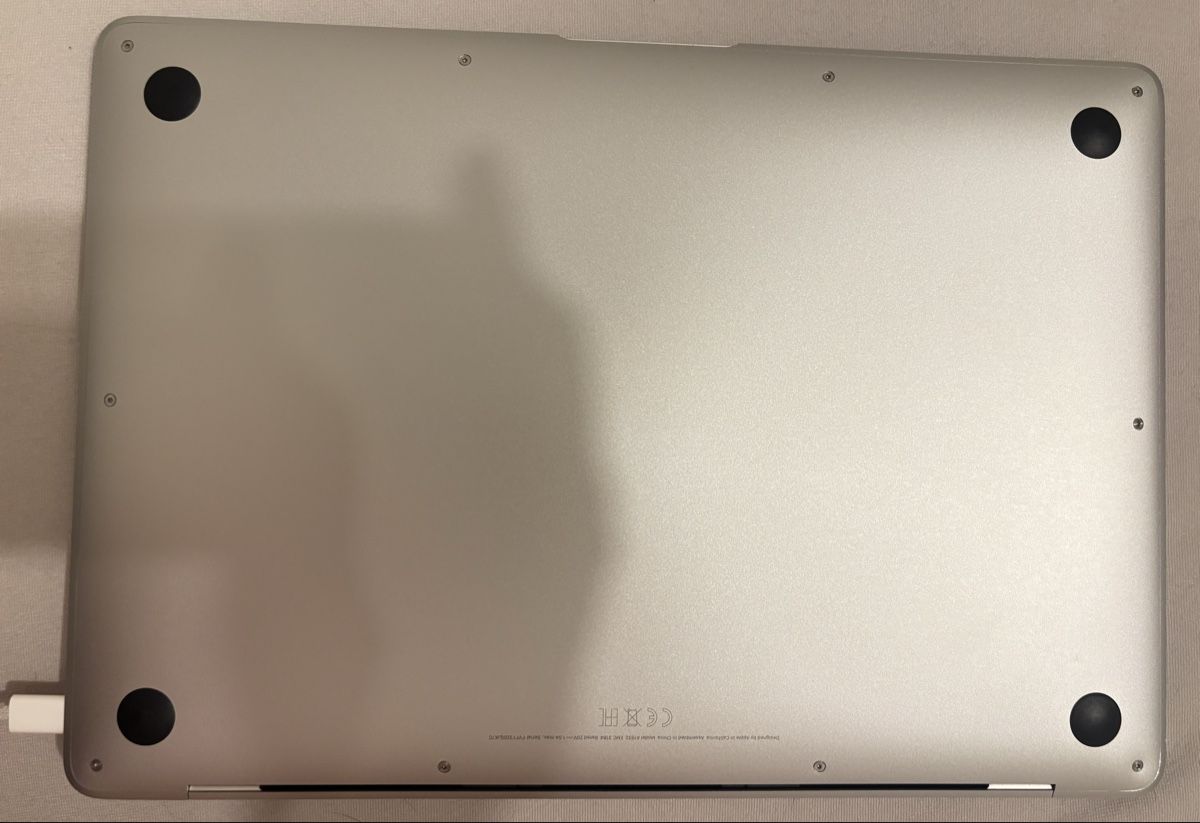 Apple Notebook: MacBook Air gebraucht – Usato da Wetzikon ZH venduto da ruby.brukx 3