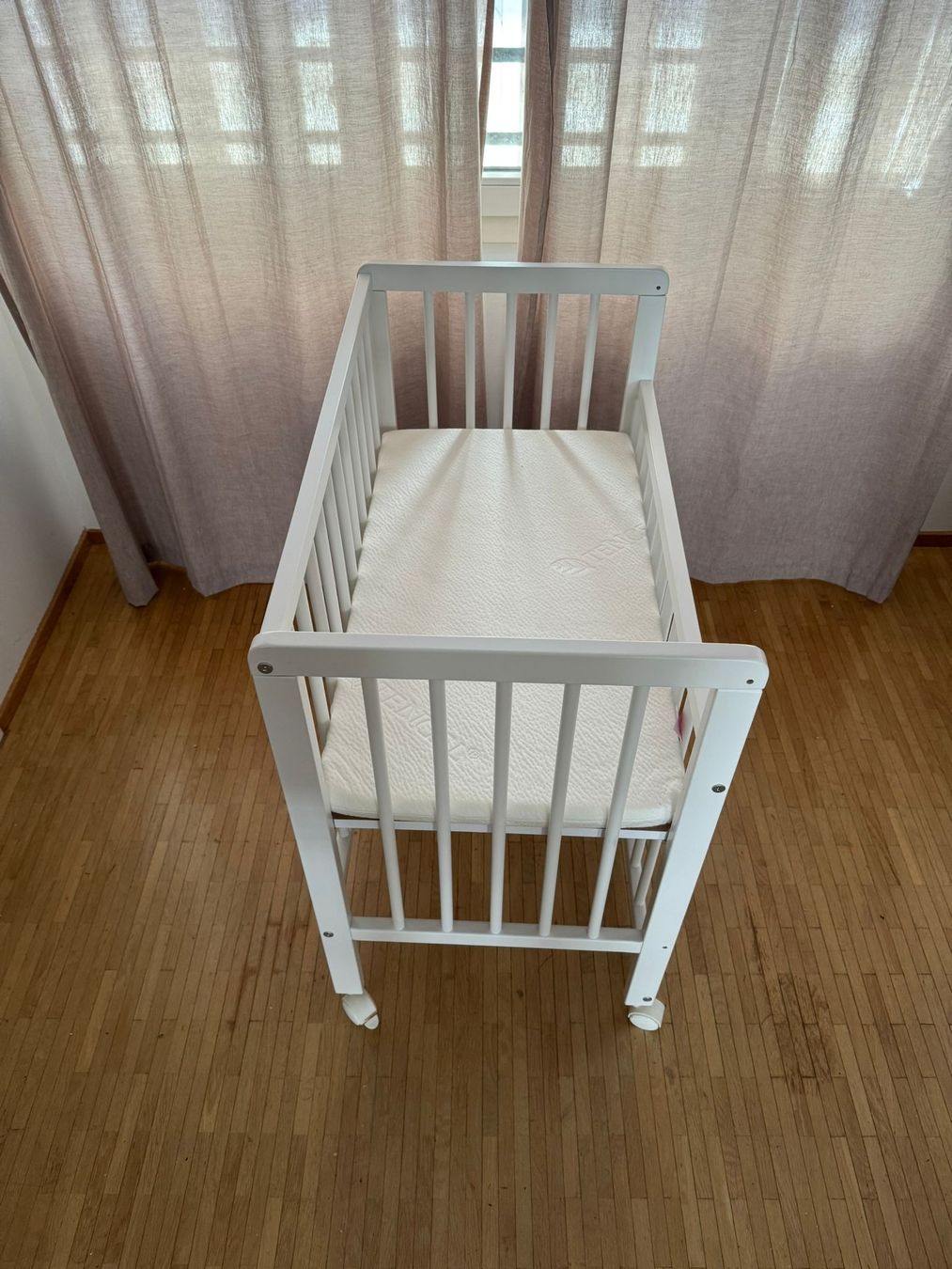 Lits: Beistellbett weiss mit Rollen – Neuf (Voir description) à Winterthur par jessy.j3012 3