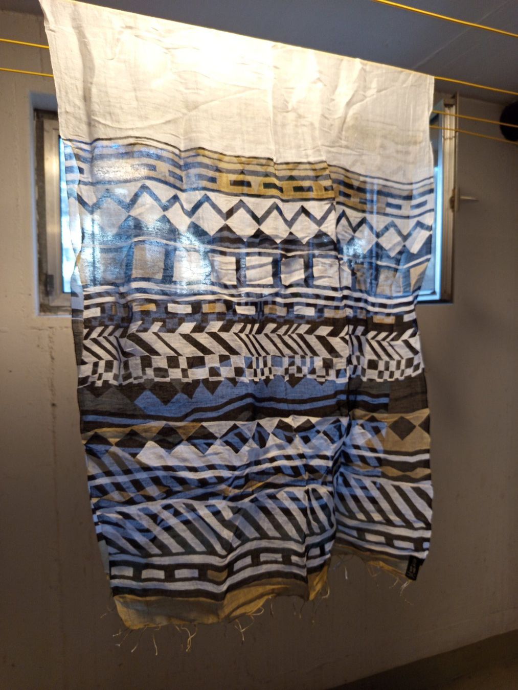 Foulards & écharpes: Leichte Leinen-Schal mit Muster! – D'occasion à Bassersdorf par alu_ps66 1