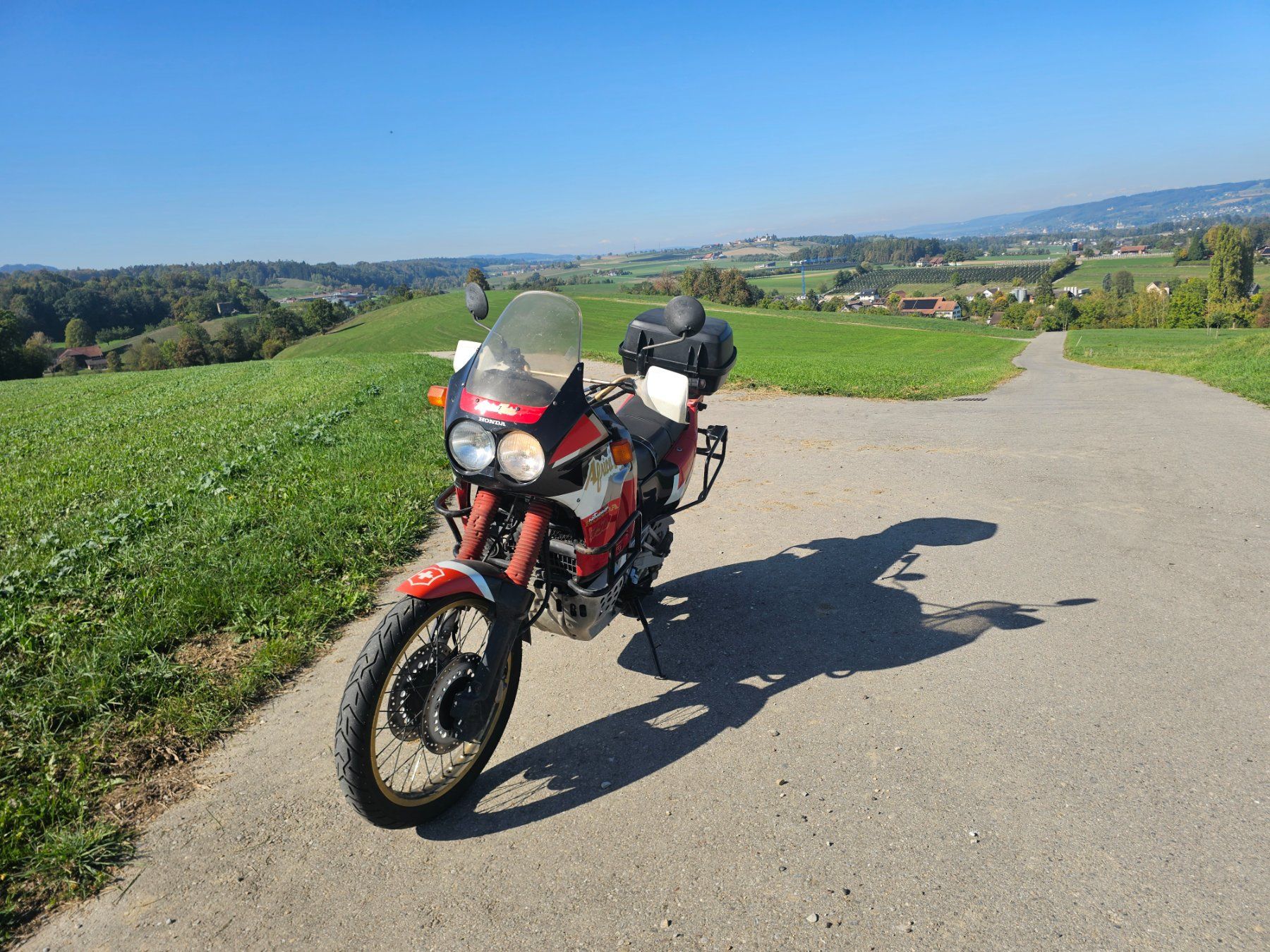 Touring: Honda Africatwin RD4 – Gebraucht aus Zihlschlacht von ManuHonda 1
