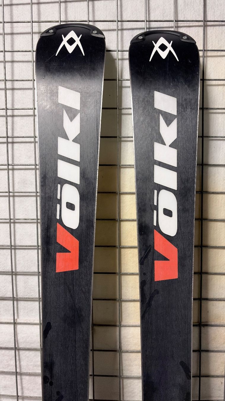 Völkl Sci: Völki Skis 160cm – Usato da Nyon venduto da tor_6gr5 4