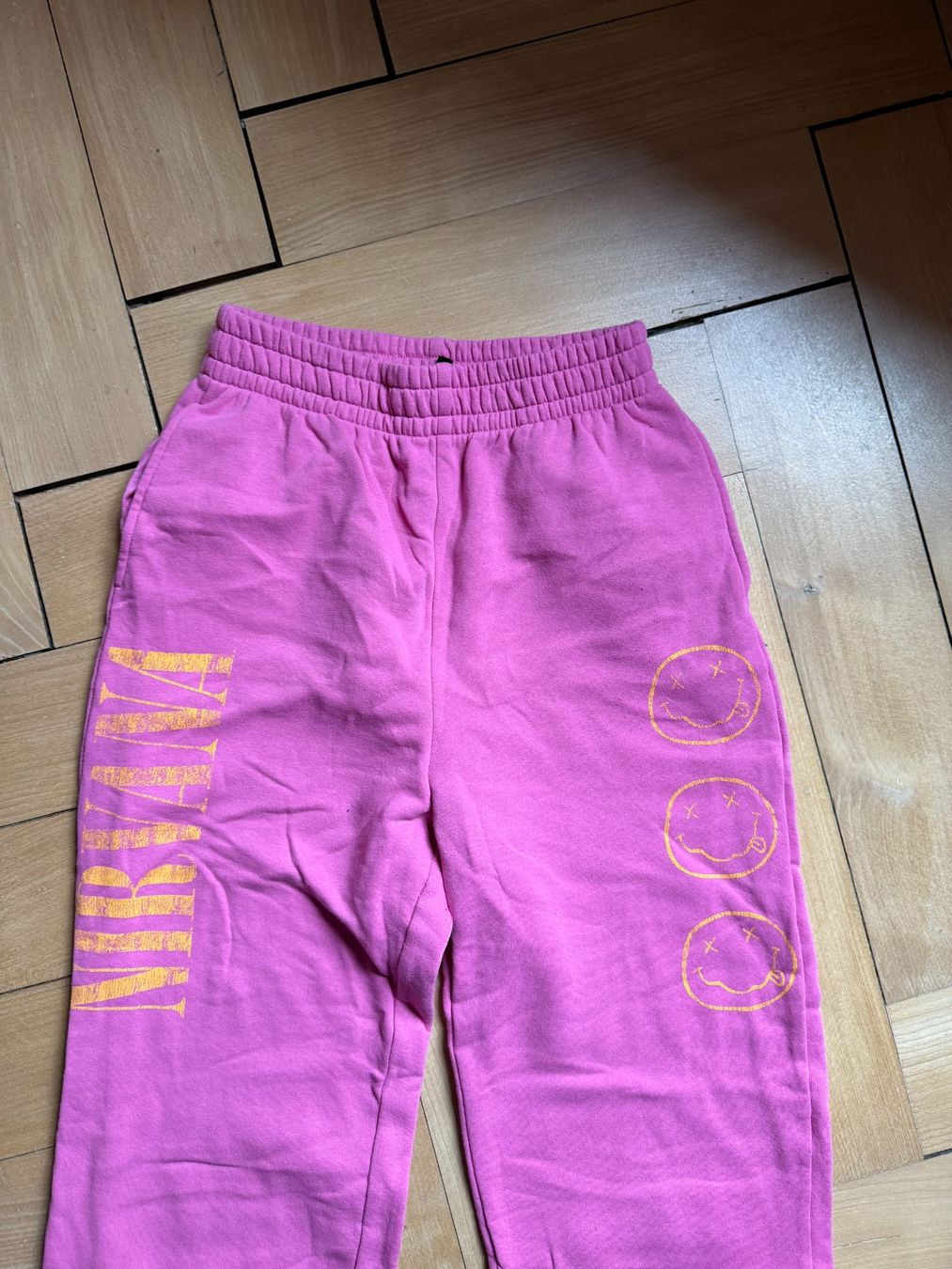 H&M Hosen: Nirvana Trainerhose pink XS – Gebraucht aus Zürich von Diazaio 1