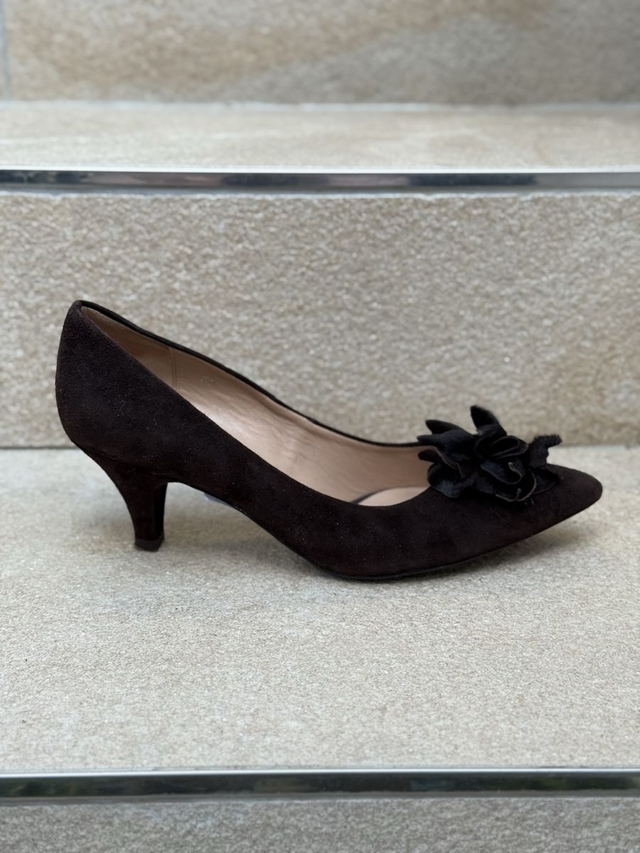Scarpe da donna: Elegant Anna Chini Suede Heels – Usato da Commugny venduto da semamonfrinoli