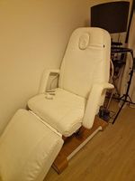 Kosmetik- oder Massageliege Elektrisch, 1 Stuhl 1 Lampe LEd