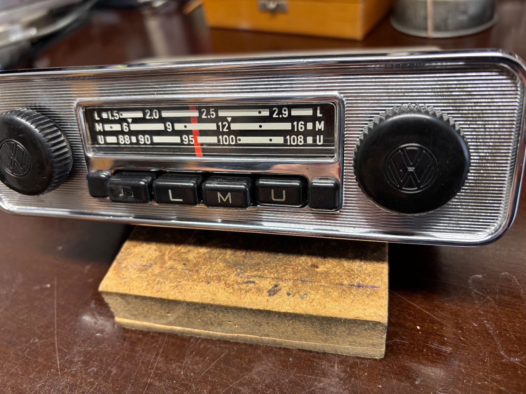Blaupunkt Radio: VW Käfer Bus Radio – Usato da Schachen LU venduto da Nugomes 2