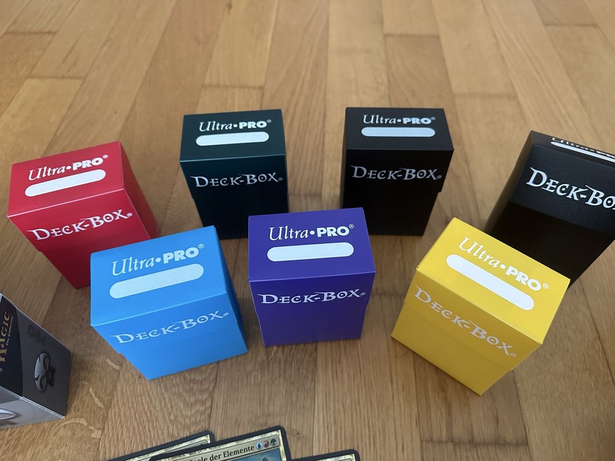 Spiele: Magic Mtg Deckbox, sleeves und Karten – Gebraucht aus Schüpfen von Poly_pi 2