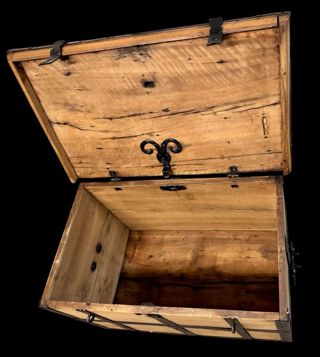 Cassapanche: Kleinere Eichenholz Truhe - 84cm lang – Usato da Ottikon venduto da san_w99n 3