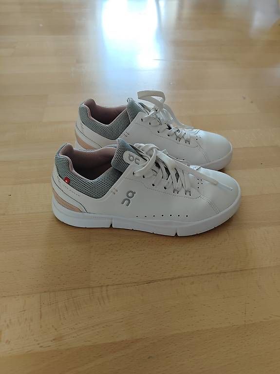 Scarpe da uomo: On The Roger Advantage Schuhe  – Usato da Kloten venduto da chr_rmr 1