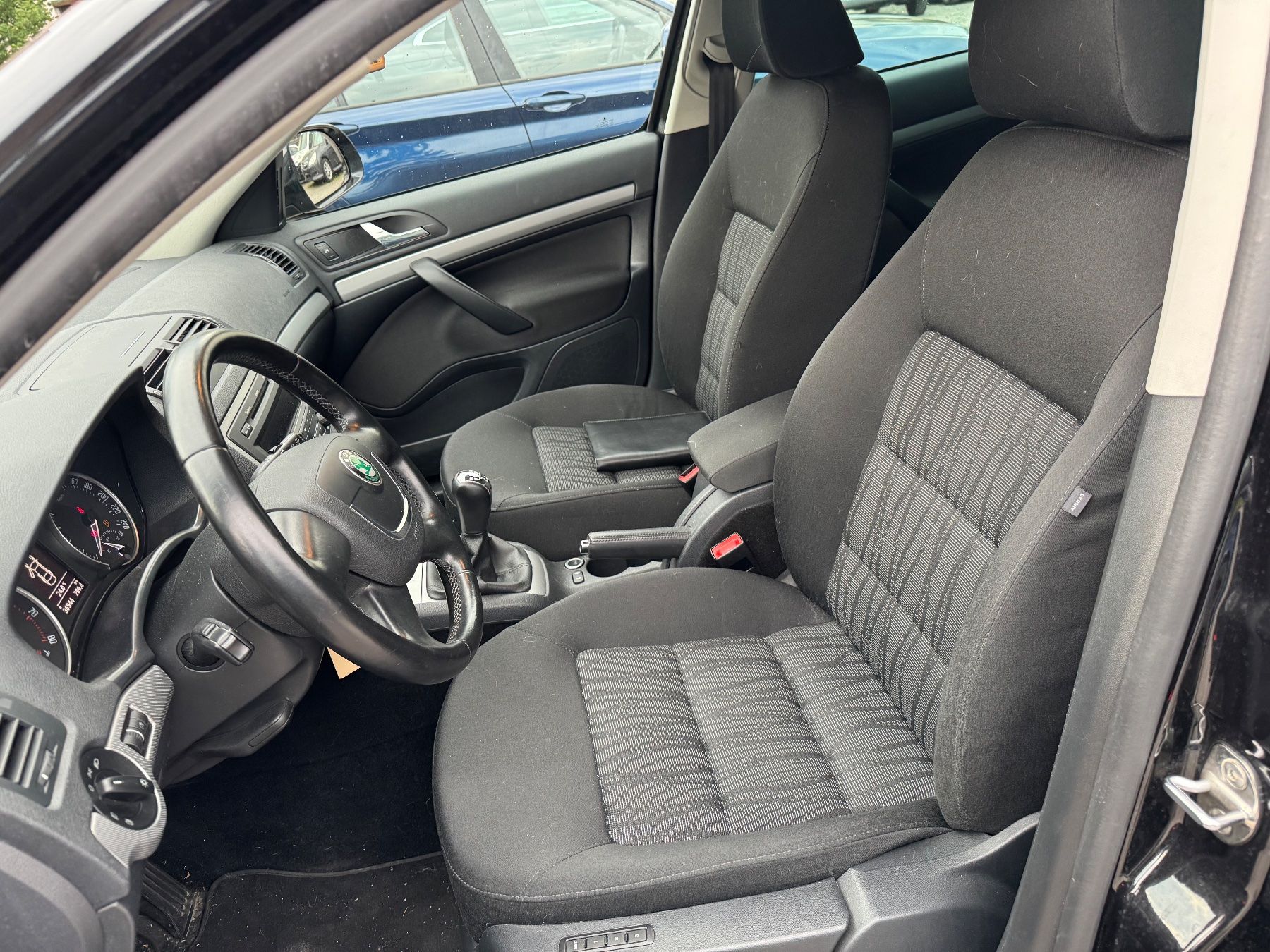 Skoda Automobili: Skoda Octavia 1.8 TFSI – Usato da St. Gallen venduto da AutoSG 5