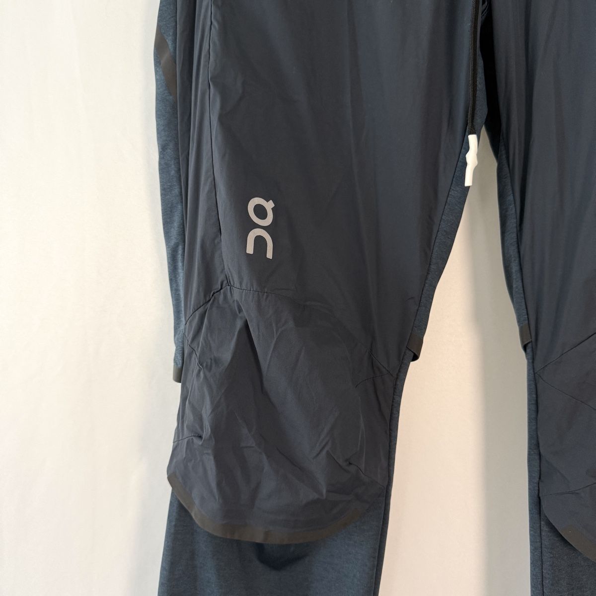 Pantaloni: ON Running Men's Pants – Nuovo (secondo la descrizione) da Freienbach venduto da Avviivva_Shop 2