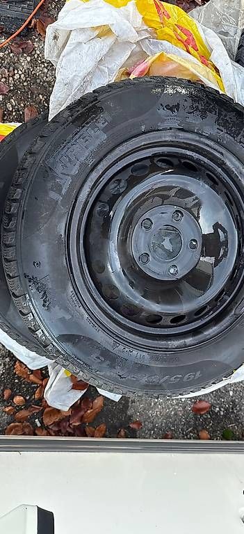 Pneumatici & Ruote complete: Roues hiver Renault Mégane 2014 – Usato da Le Landeron venduto da Xman83 1