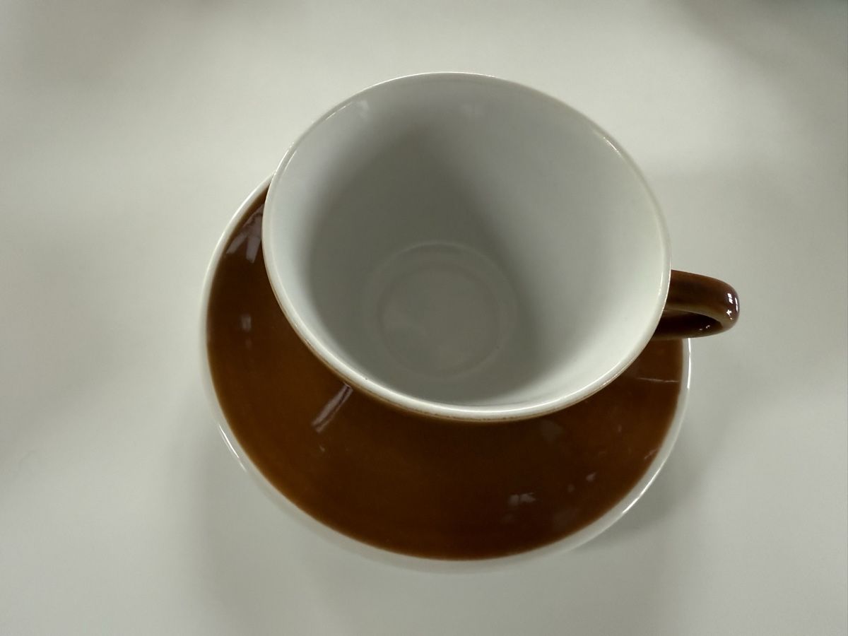 Rössler Tazze: Tasses + sous-tasses Rössler brun – Nuovo (secondo la descrizione) da Les Genevez JU venduto da fabliane 2