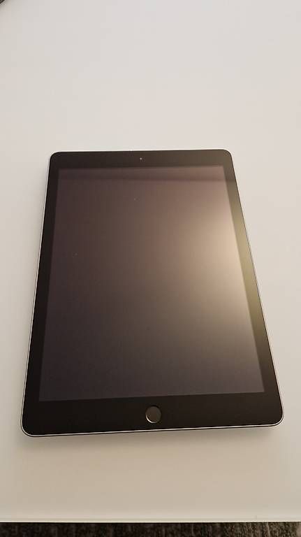Tablet PC: ipad Gen 5 32 GB – Usato da Niederwil SG venduto da Gahler01
