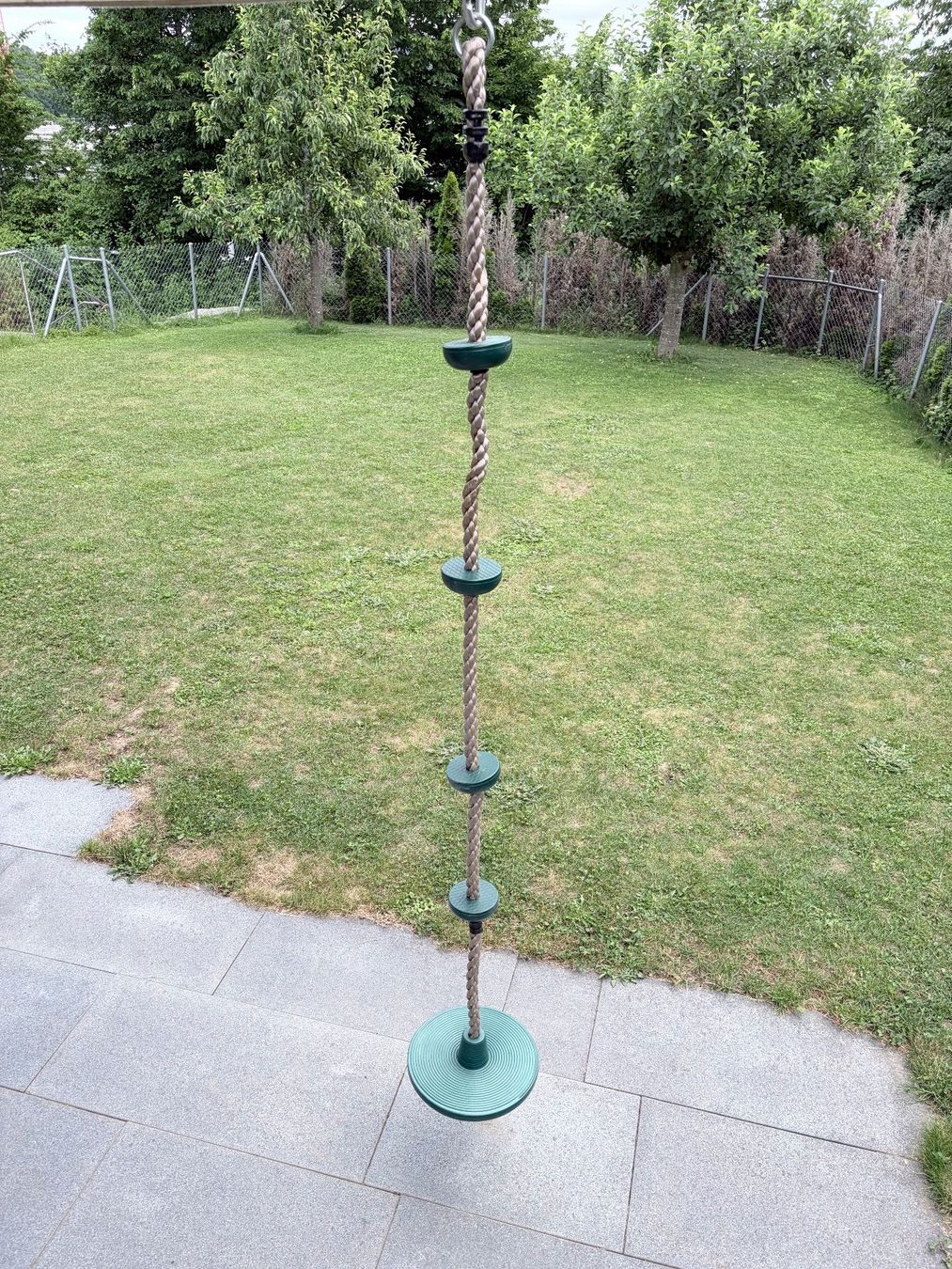 Altre altalene da giardino: Garten- und Kletterschaukel rund – Usato da Dättwil AG venduto da Nl8-h23