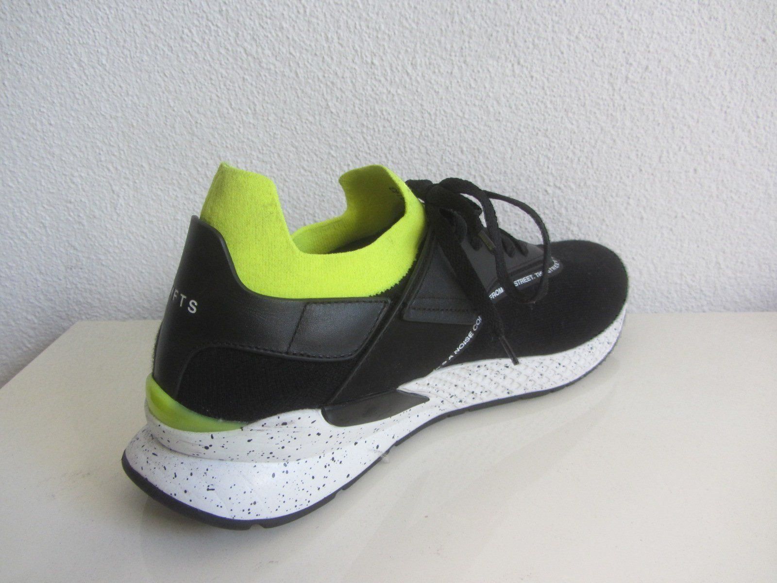 Chaussures hommes: VFTS - Sneaker schwarz 43 – D'occasion à Zürich par Diazaio 2