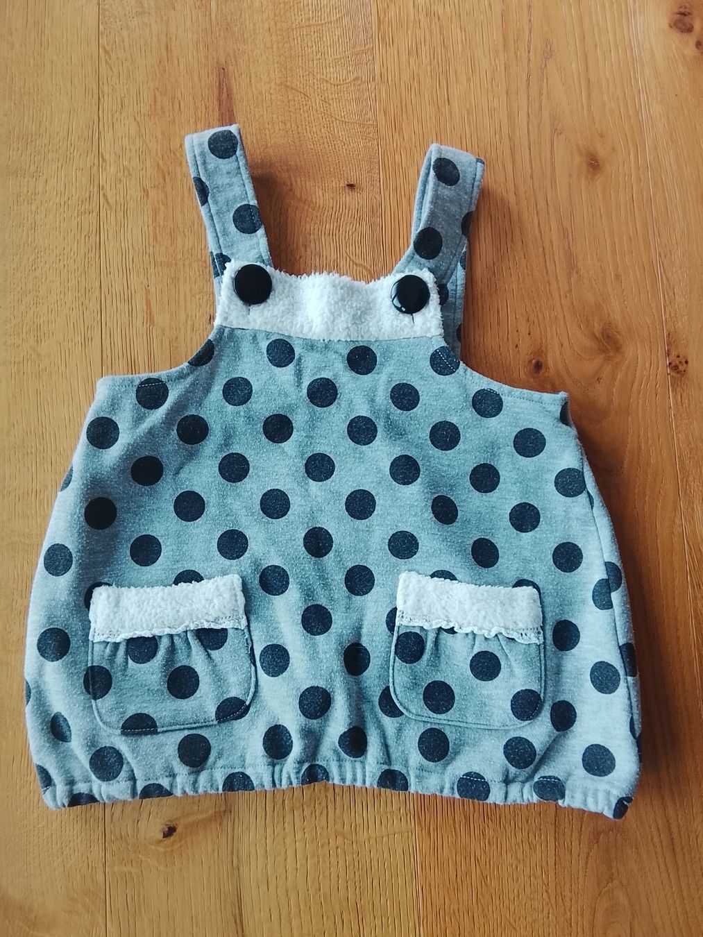 Camicette, T-shirt & Top: oberteil Gr.100cm – Usato da St. Gallen venduto da Fluros