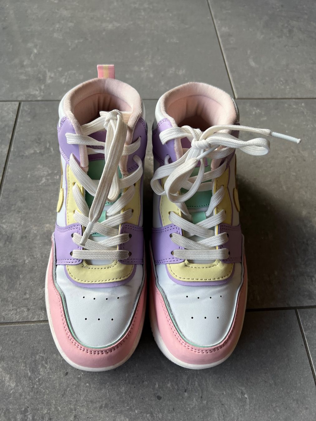 Chaussures filles: Bata Schuhe Grösse 36 – D'occasion à Würenlingen par Isa750