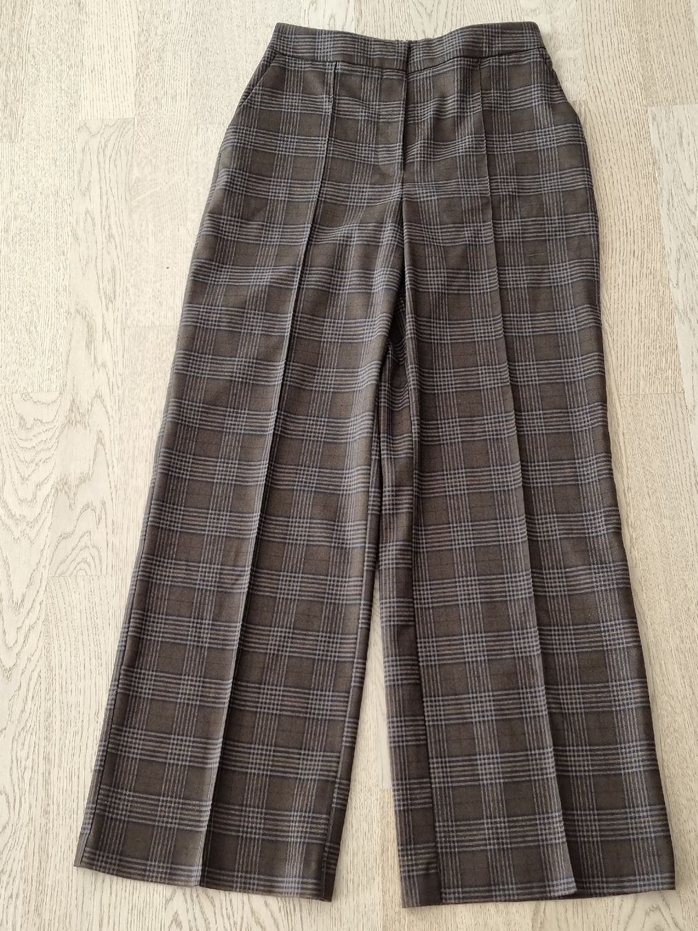 Hosen: Damenhosen Gr. 36 – Gebraucht aus Steinen von turbogeiss99