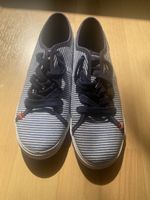 Ellesse Italia sneakers blue white stripes size 40 good cond