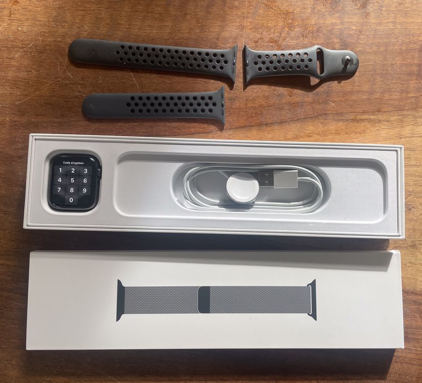 Apple Watch Series 6 Stainless Steel 44mm GPS + Cellular 8