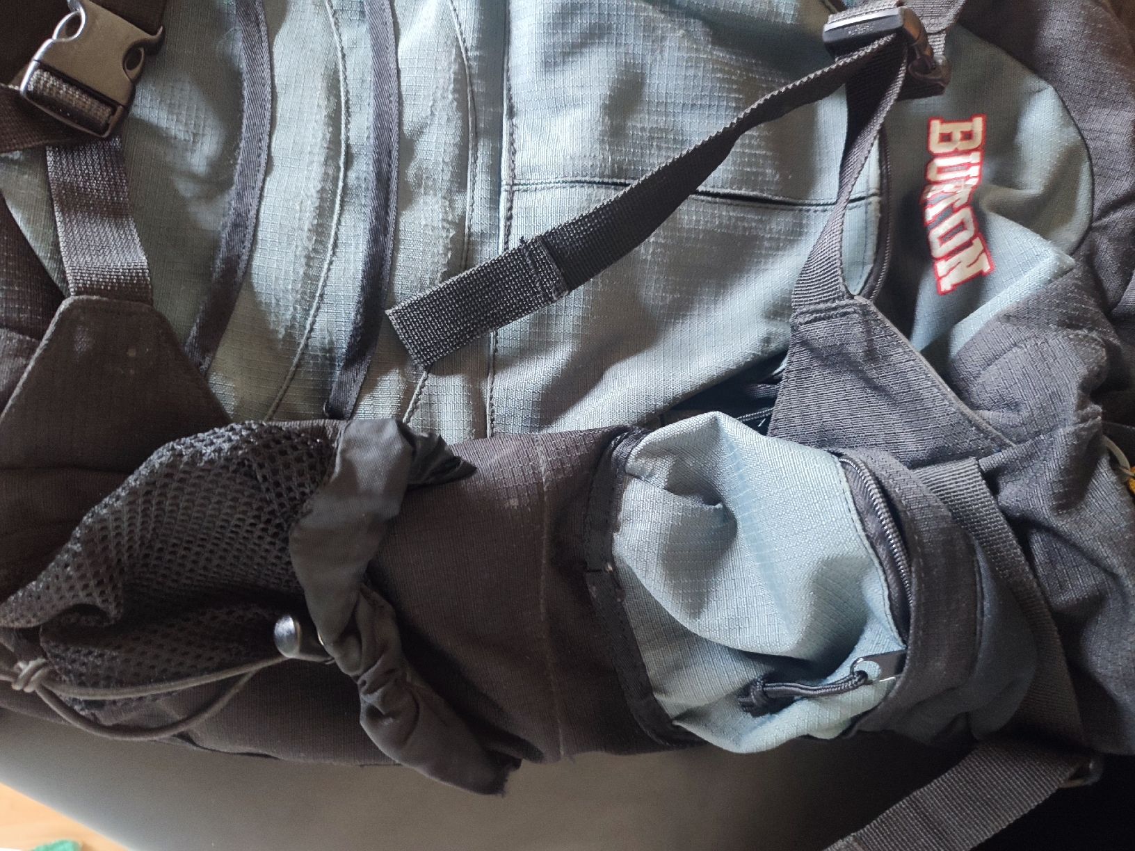 Burton Zaini: Burton Rucksack gross – Usato da Bäretswil venduto da Gartenzwergin 3