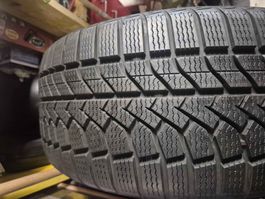 Pneu hiver Goodride 235/40R18 95V état neuf