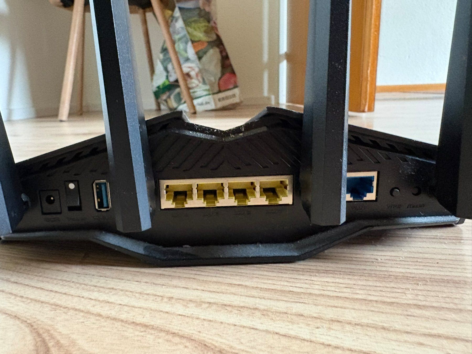 Asus Modems & Router: ASUS AX5400 Gaming Router – Gebraucht aus Liestal von eli_g2bf 1
