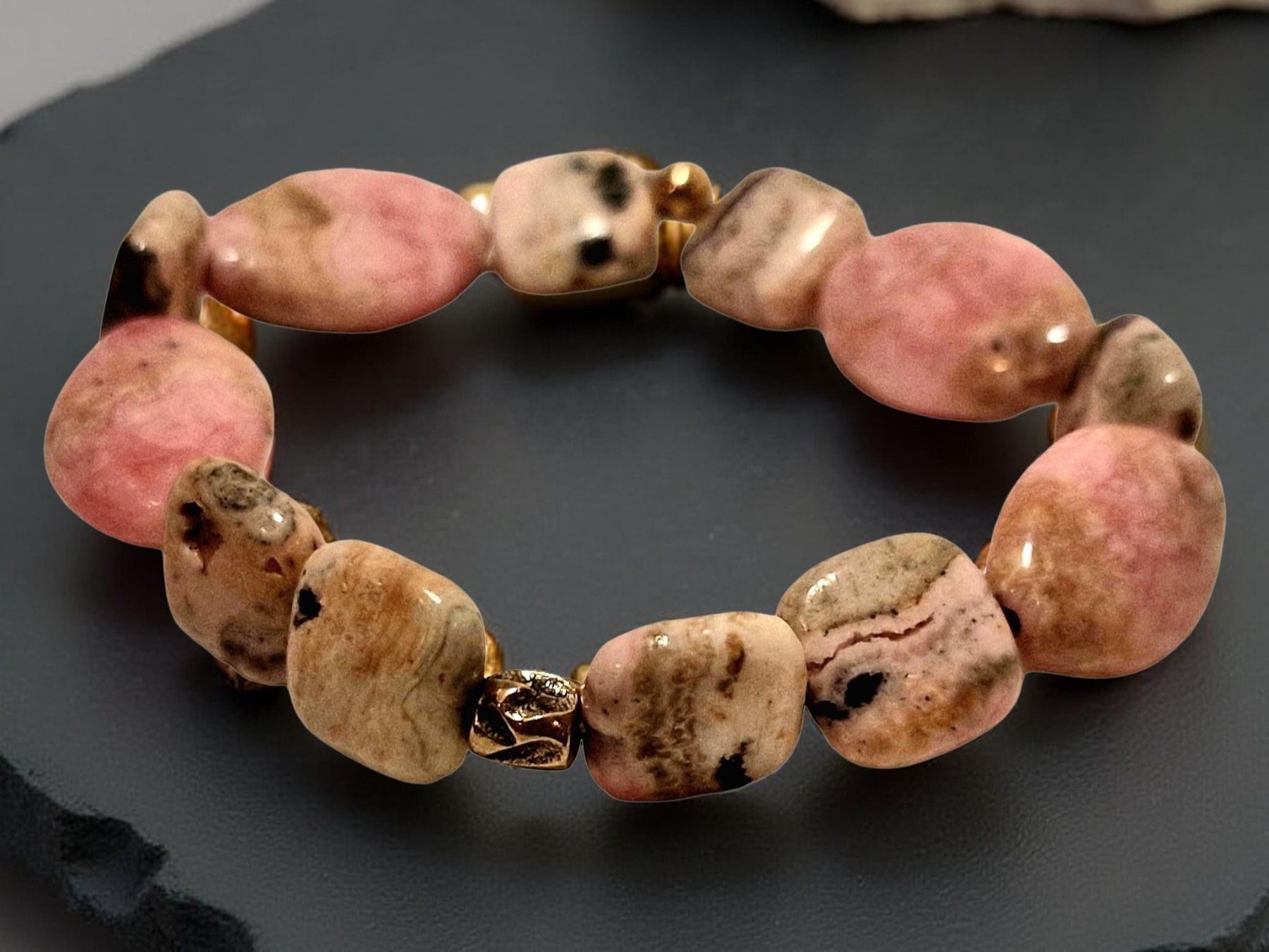 Bracelets: Wunderschönes Rhodochrosit-Armband mit Bronze-Element. 17cm. – Neuf avec emballage d'origine à Aarau par Schmuckhoehle_MD 3