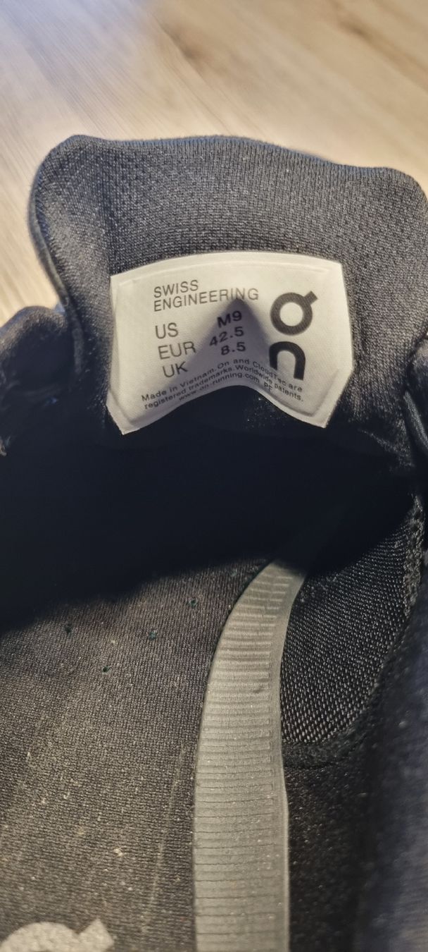 On Chaussures hommes: ON Schuhe grösse 42.5 – Neuf (Voir description) à Schötz par Opelini 3