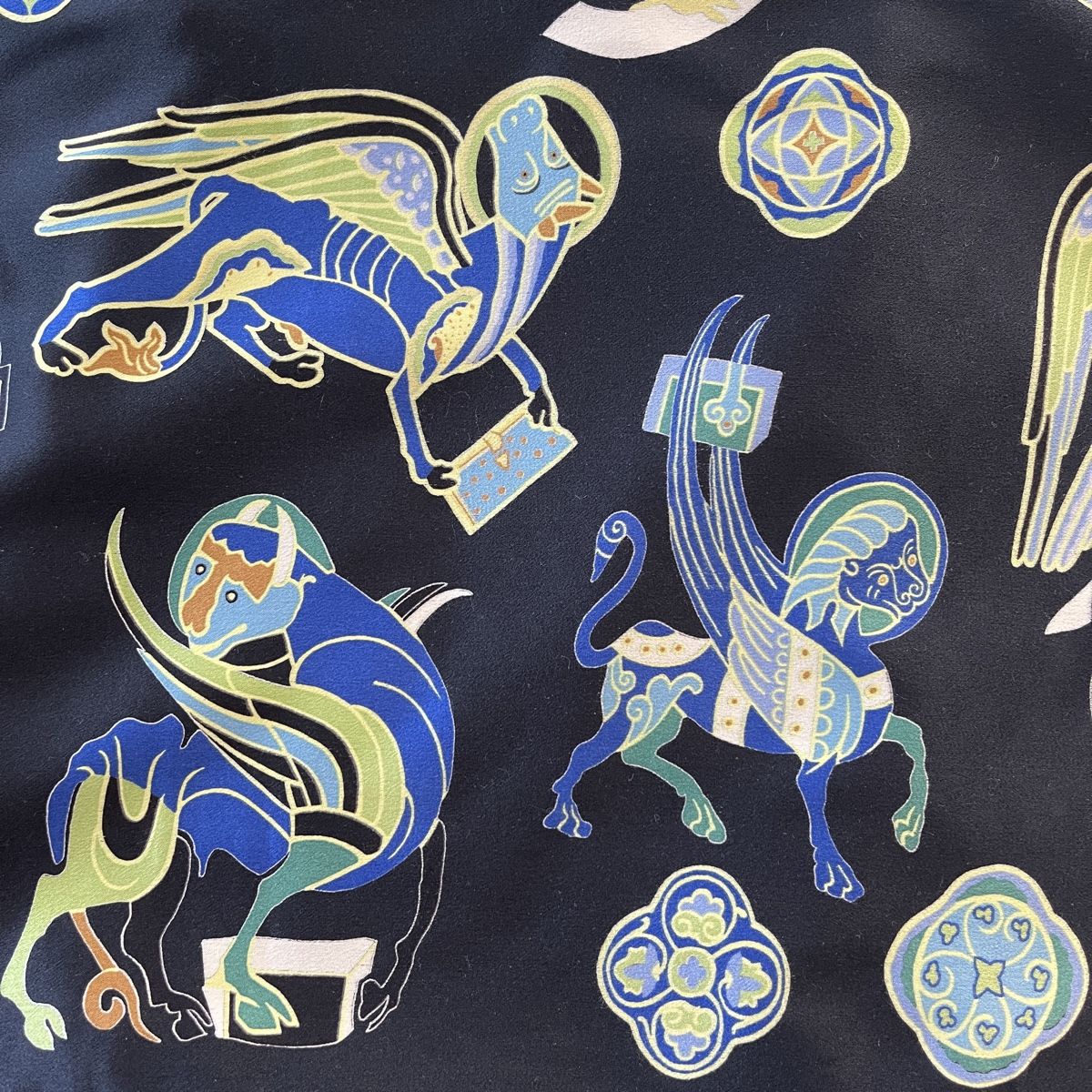 Fabric Frontline Foulard & Sciarpe: FABRIC FRONTLINE Silk Scarf – Nuovo (secondo la descrizione) da Emmen venduto da Avviivva_Com2023 4