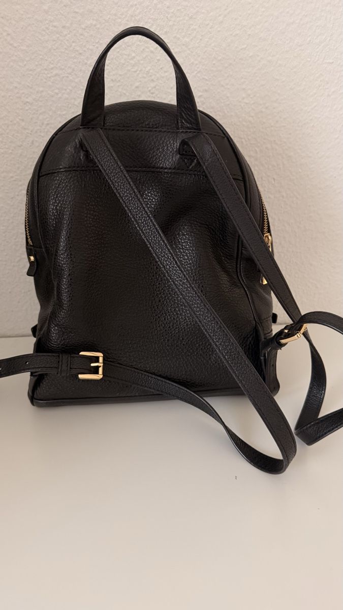 Michael Kors Rucksäcke: Michael Kors Rhea Zip Backpack - Black Leather – Gebraucht aus Zollikerberg von MK-13 1